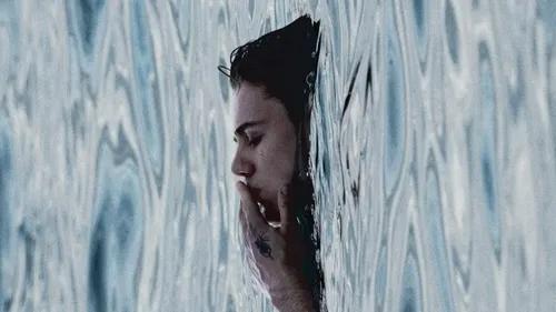 The Kid LAROI dévoile "Rather Be" (feat. Lithe) — le cœur battant...