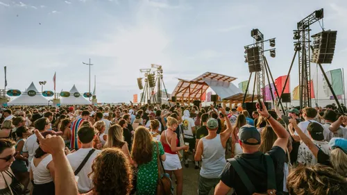 Soleil, mer et concerts : La Bonne Aventure a tenu toutes ses...
