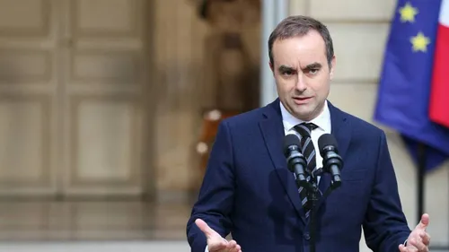 Crise politique : Sébastien Lecornu démissionne, un mois après sa...