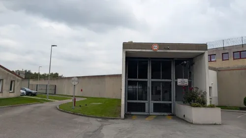 Longuenesse : alerte au drone, arme chargée et matériel explosif...