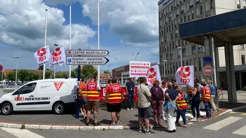 De nombreux "nouveaux" manifestants à Dunkerque pour Bloquons tout