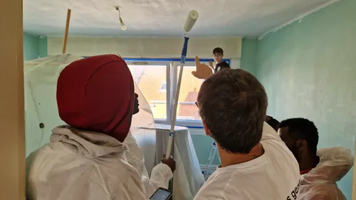 Dunkerquois : Iwaz, les chantiers solidaires qui sauvent des jeunes...