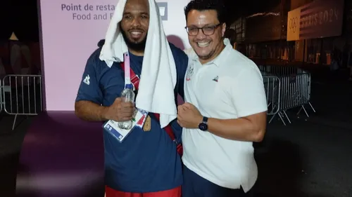 Paris 2024, boxe, Coudekerque-Branche :  Djamili Aboudou, une...
