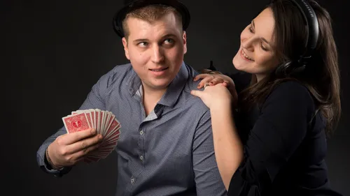 Un marché de Noël avec de l’hypnose et de la magie, à Isbergues, ce...