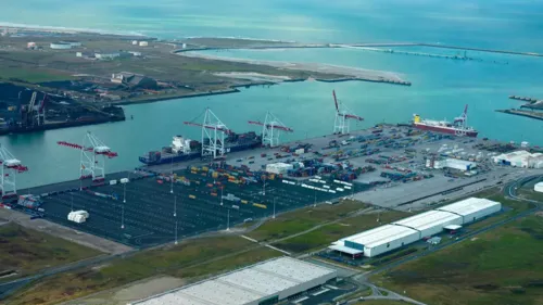 Loon-Plage : l’entrepôt de matières dangereuses de GCA Logistics...