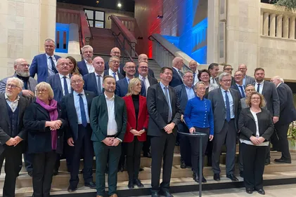 Avoir un (ancien) maire ministre, ça sert à quoi? Apparemment,...