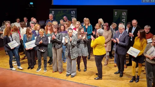 A Calais, comment les enfants deviennent-ils bilingues dès le plus...