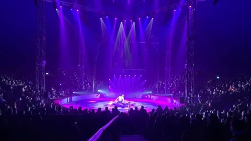 Le plus grand et surtout le plus beau chapiteau d’Europe à...