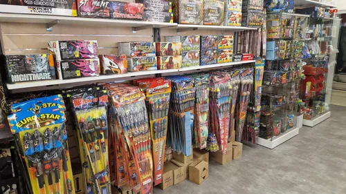 Dans les coulisses des feux d’artifice, avec Nicolas Lefort,...