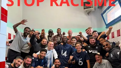 Foot : des insultes racistes contre des joueurs de...