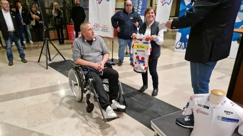 Johan a sauvé la vie d’une femme lors d’un terrible accident, à...