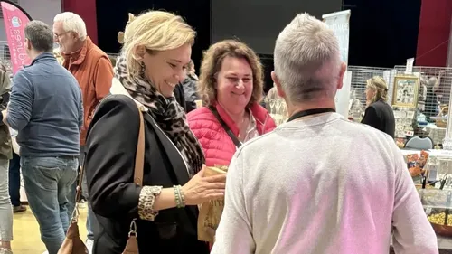 Elodie Garreau-Vanhille devient maire de Bray-Dunes, après la...