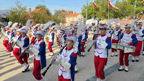 Polyfolies à Saint-Pol-sur-Mer : les groupes Saint-Polois aussi...