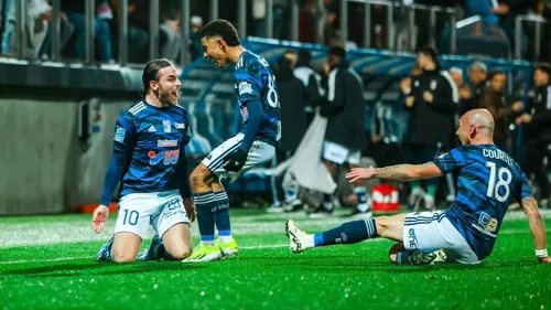 Foot : Dix matchs de suite sans défaite, la Révolution Dunkerque...