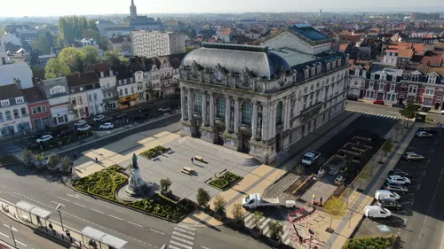 Calais : de l’art, de la curiosité, du vert, la future place Albert...