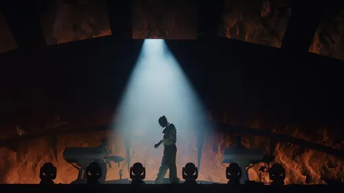  Stromae dévoile son film "Multitude" : une sortie événement en...