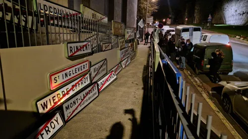 Les agriculteurs ont démonté 123 panneaux des villes du Boulonnais !