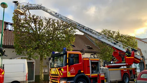  Gravelines : un incendie se déclare, l'avenue Léon-Jouhaux fermée...