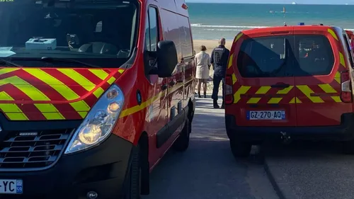 Wimereux : naufrage d'une grosse embarcation, avec 16 enfants à son...