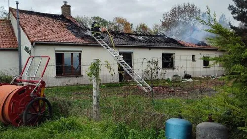 Appel à la solidarité après l’incendie qui a ravagé une maison à...