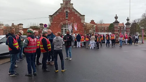 "Une direction qui ne parle que d'argent et de rentabilité" :...