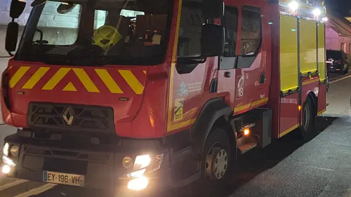 Rinxent : une voiture percute un mur, le conducteur blessé