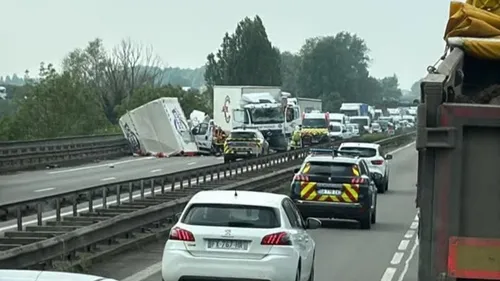 A25 coupée entre Dunkerque et Lille après un accident impliquant...
