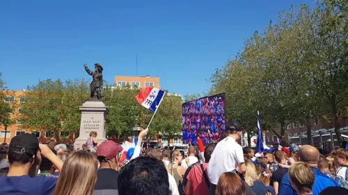 Dunkerque: un écran géant place Jean Bart pour suivre les matchs...