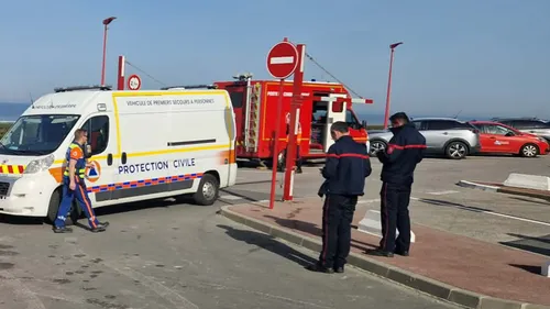 Embarqué sans ses parents, un bébé de 16 mois ramené sain et sauf à...