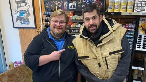 Boulogne : Artus a fait les boutiques avant son spectacle !