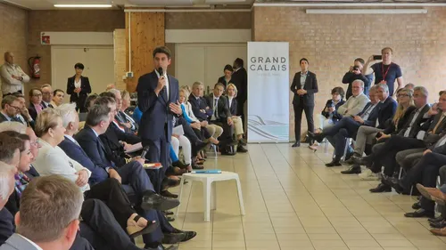 Inondations: le coup de gueule du maire d'Andres face au Premier...