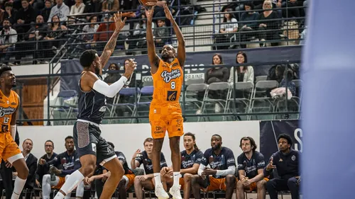 Basket : Gravelines déjà à la maison salle Dewerdt