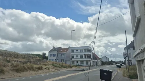 Dunkerque-Malo : un poteau tombé par terre gène bien plus que la...