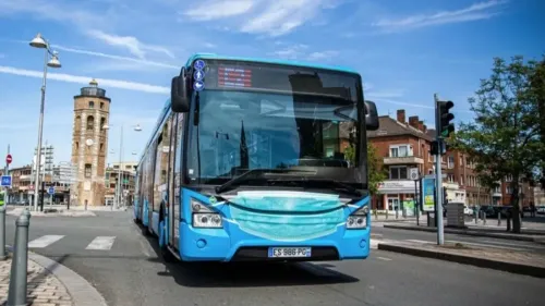 Dunkerque : la conductrice lui demande de plier sa trottinette, il...