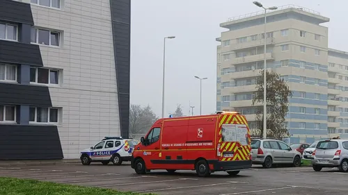Calais : chute mortelle depuis le toit d'un immeuble