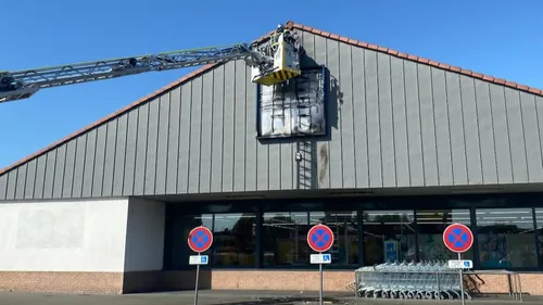 Un incendie frappe le Lidl de Cappelle-la-Grande