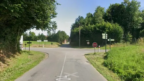 Reclinghem : choc frontal entre deux voitures, plusieurs blessés...