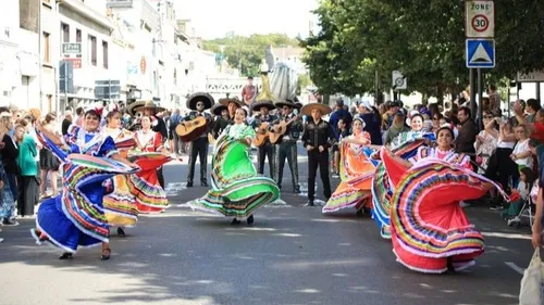 Boulogne-sur-Mer : la Cavalcade d'été, un grand moment de fête......