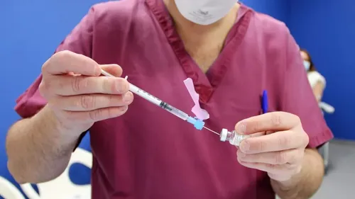 Dunkerque : Un médecin "viré" des pompiers pour un vol de vaccin...