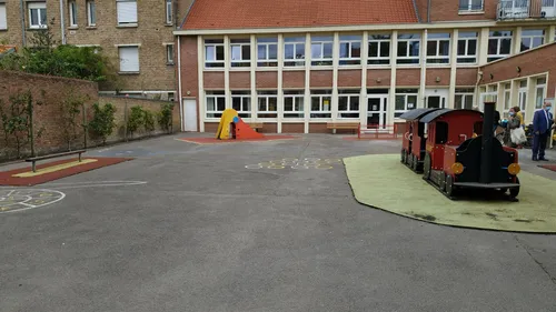 Boulogne-sur- Mer, Dunkerque : le point sur les écoles et les...