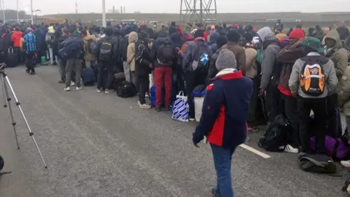 Crise migratoire à Calais : un nouveau dispositif de mise à l'abri...