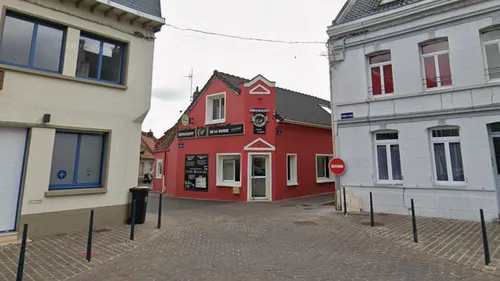 Audruicq : deux serpents se sont invités au Café de la Mairie