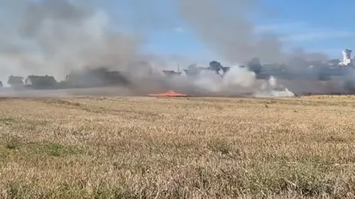 Plusieurs hectares détruits par les flammes à Blaringhem