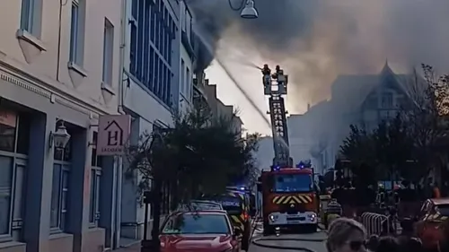Un incendie en plein centre-ville au Touquet ce dimanche après-midi
