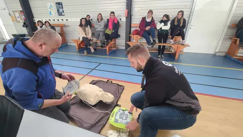 Saint-Etienne-au-Mont: les agents de la commune formés à...