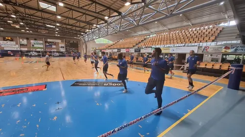 Hand : Reprise dans la bonne humeur et effectif au complet pour...