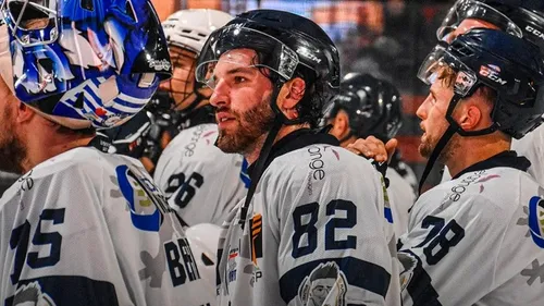 Les Corsaires de Dunkerque qui démarrent par une victoire,...