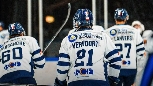 Les Bleues du hockey qui assurent, Hazebrouck en hand un peu dans...