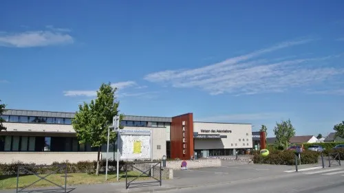 Élections municipales  à Hoymille : Daniel Thamiry se retire,...