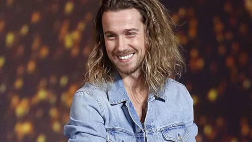 Julien Doré et son fils annoncent une nouvelle tournée « pestacle »